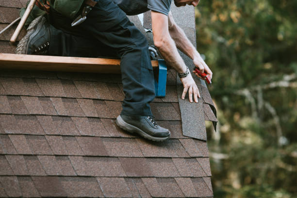 Best Roof Leak Repair  in Hartford, WI